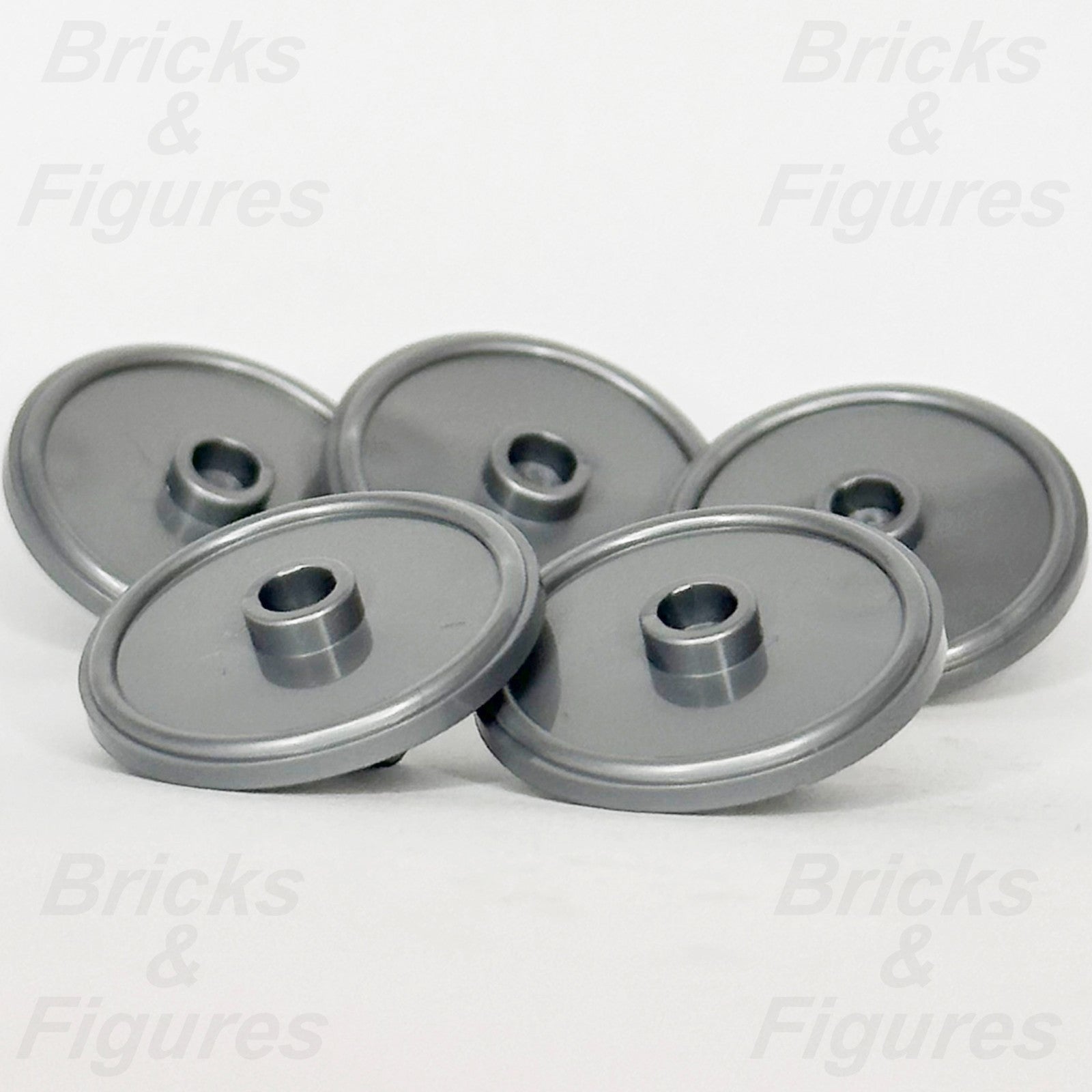 LEGO Castle Round Shield Minifigure Part Flat Silver Rimmed w/ Stud 91884 x 50