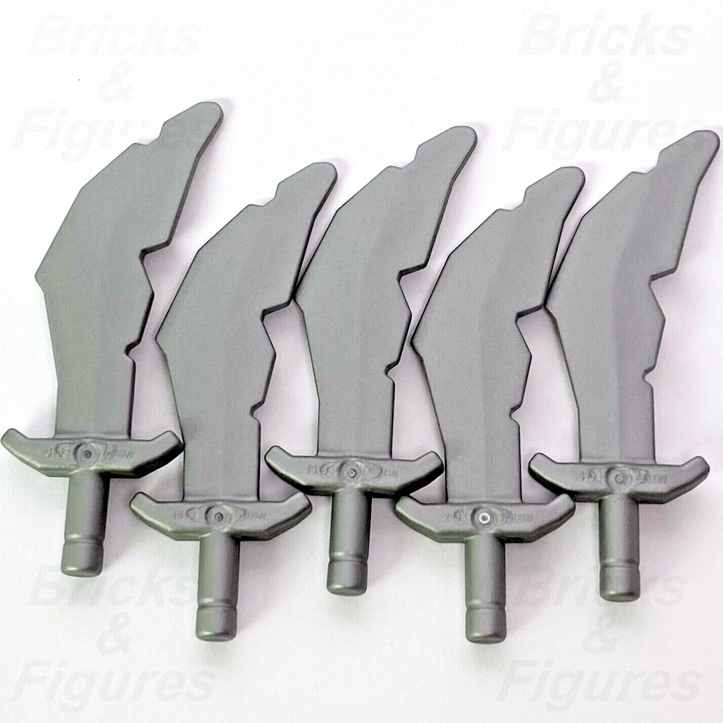 5 x LEGO Flat Silver Scimitar Swords Blades Minifigure Weapon Parts 60752 New - Bricks & Figures