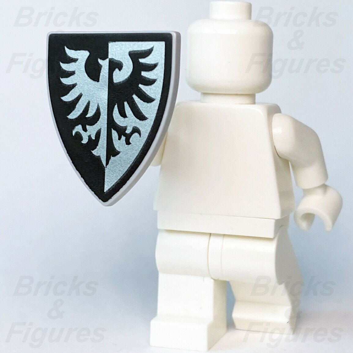 Ideas LEGO Black Falcon Triangular Shield Minifigure Weapon Part 21325 31120 - Bricks & Figures