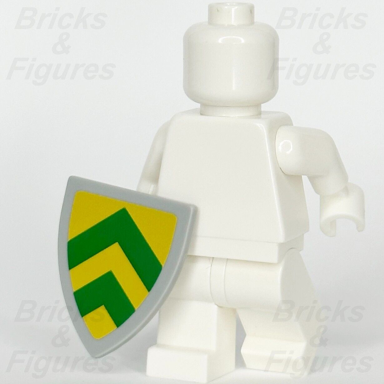 LEGO Castle Yellow Shield with Green Chevrons Minifigure Weapon Part 10305 x1 - Bricks & Figures