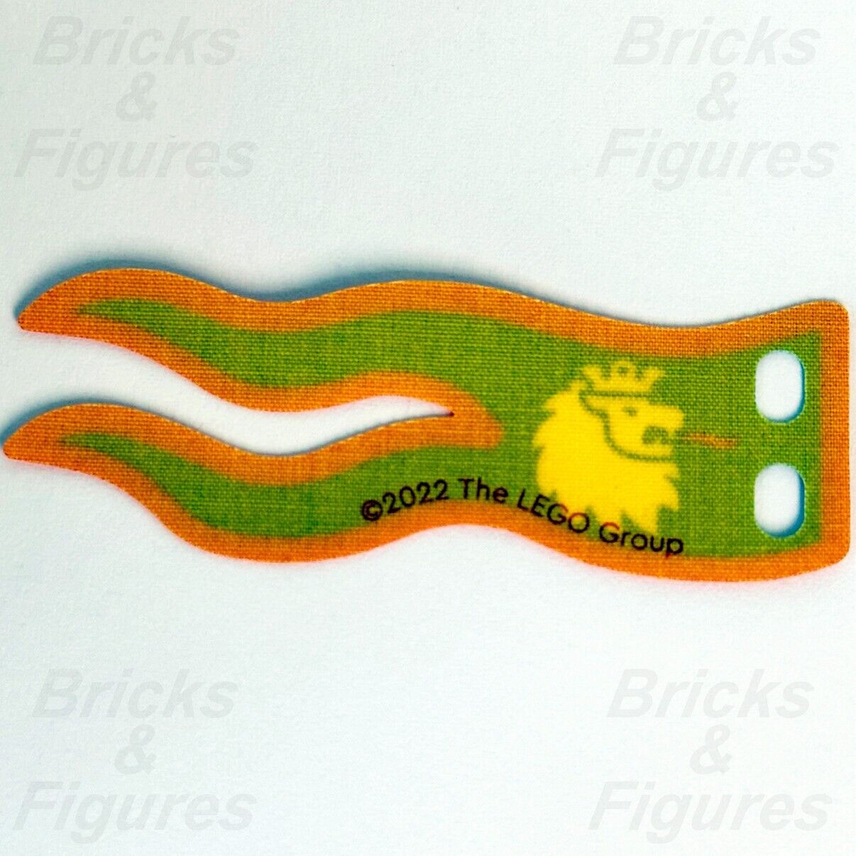 LEGO Lion Knights Flag Castle Part 8 x 3 Yellow Lion Blue Cloth 10305 100731 - Bricks & Figures