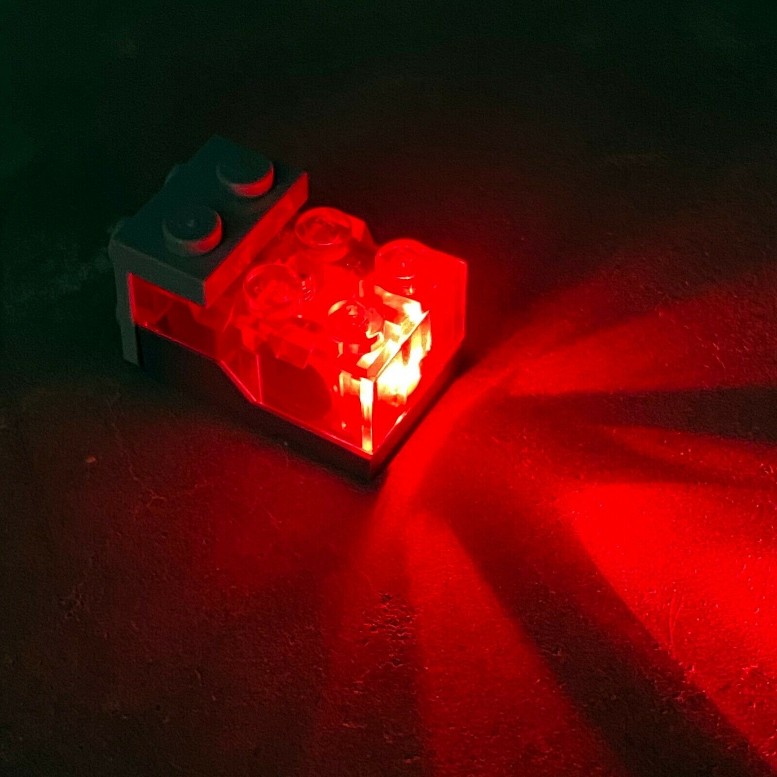 LEGO Trans-Red Top Red LED Glow Electric Light Brick 2 x 3 x 1 1/3 Genuine Part - Bricks & Figures