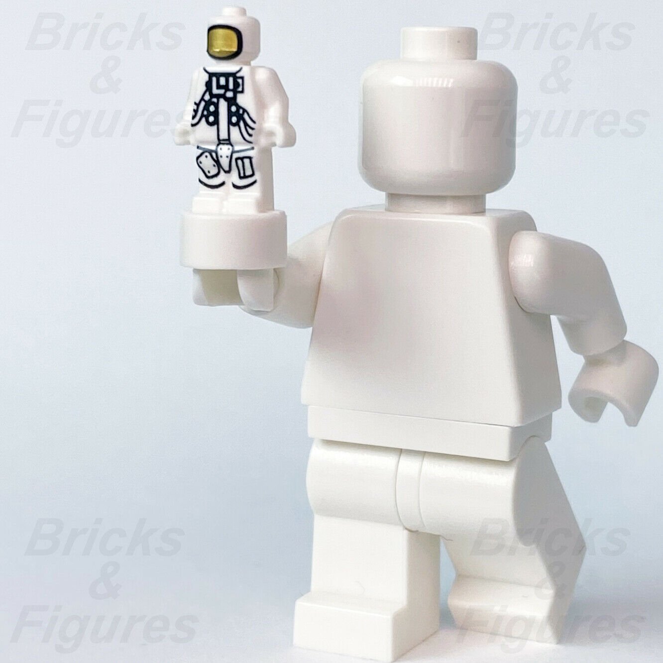 New Ideas LEGO Nasa Astronaut Statuette Trophy Minifigure 21321 21309 92176 - Bricks & Figures